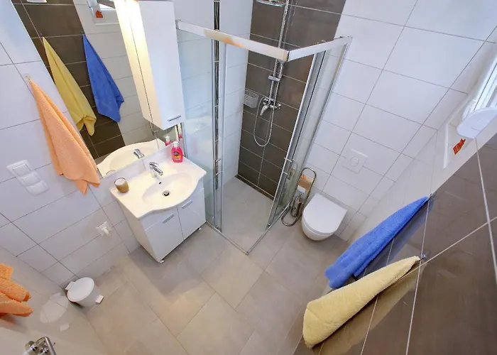 Kristina Бибинье