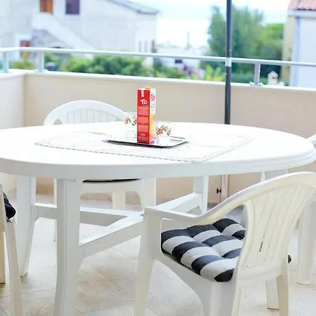 Kristina Apartment *